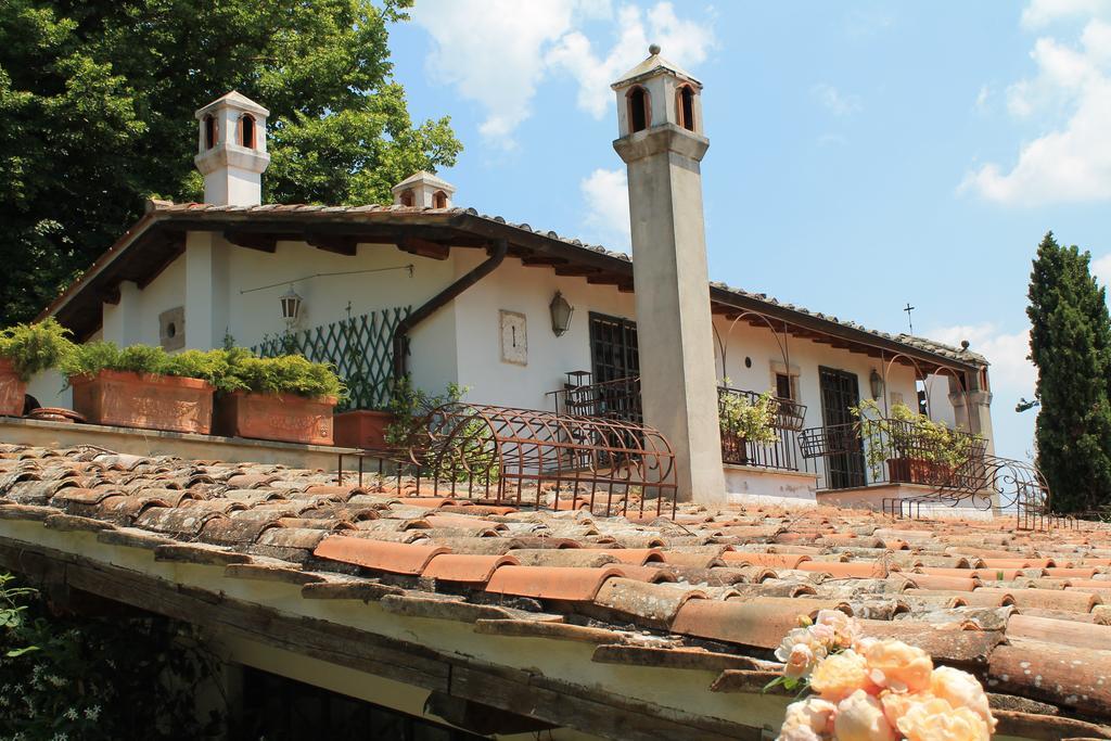 La Canonica Dei Fiori - Anna Fendi Country House Hotel Ronciglione  Ngoại thất bức ảnh
