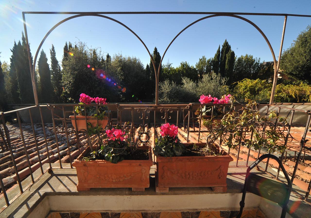 La Canonica Dei Fiori - Anna Fendi Country House Hotel Ronciglione  Ngoại thất bức ảnh